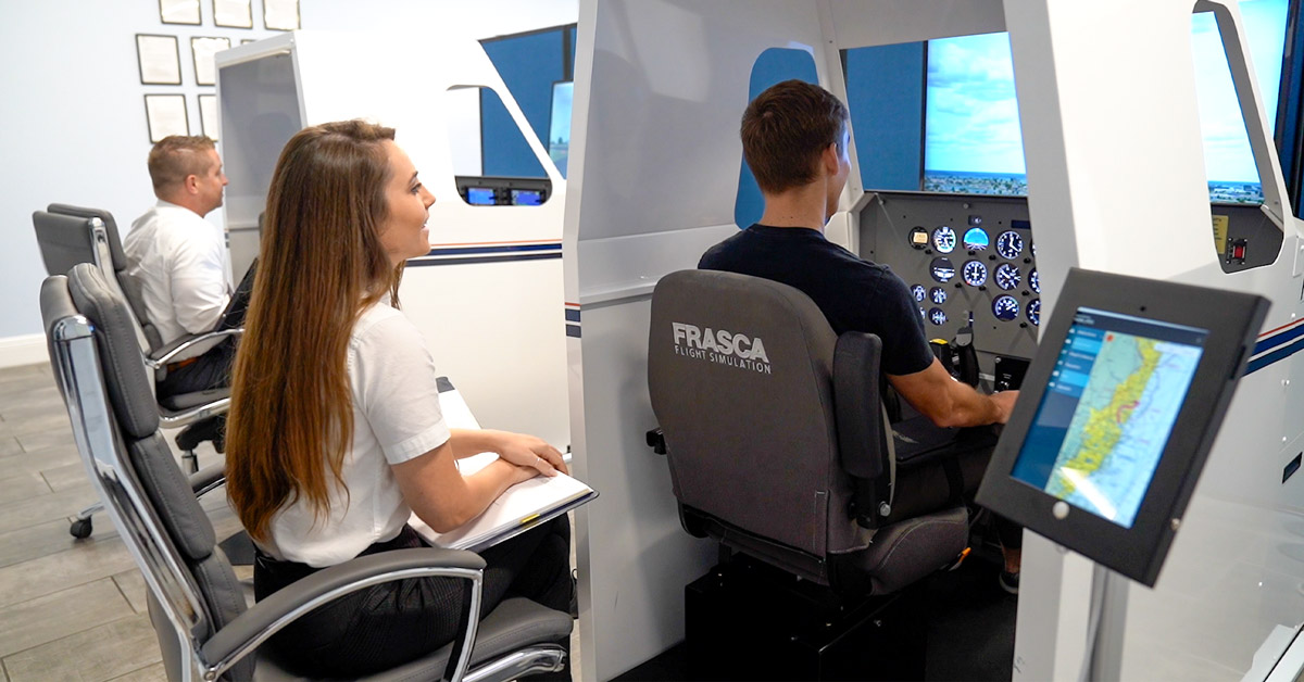 El valor de los simuladores en el entrenamiento de vuelo